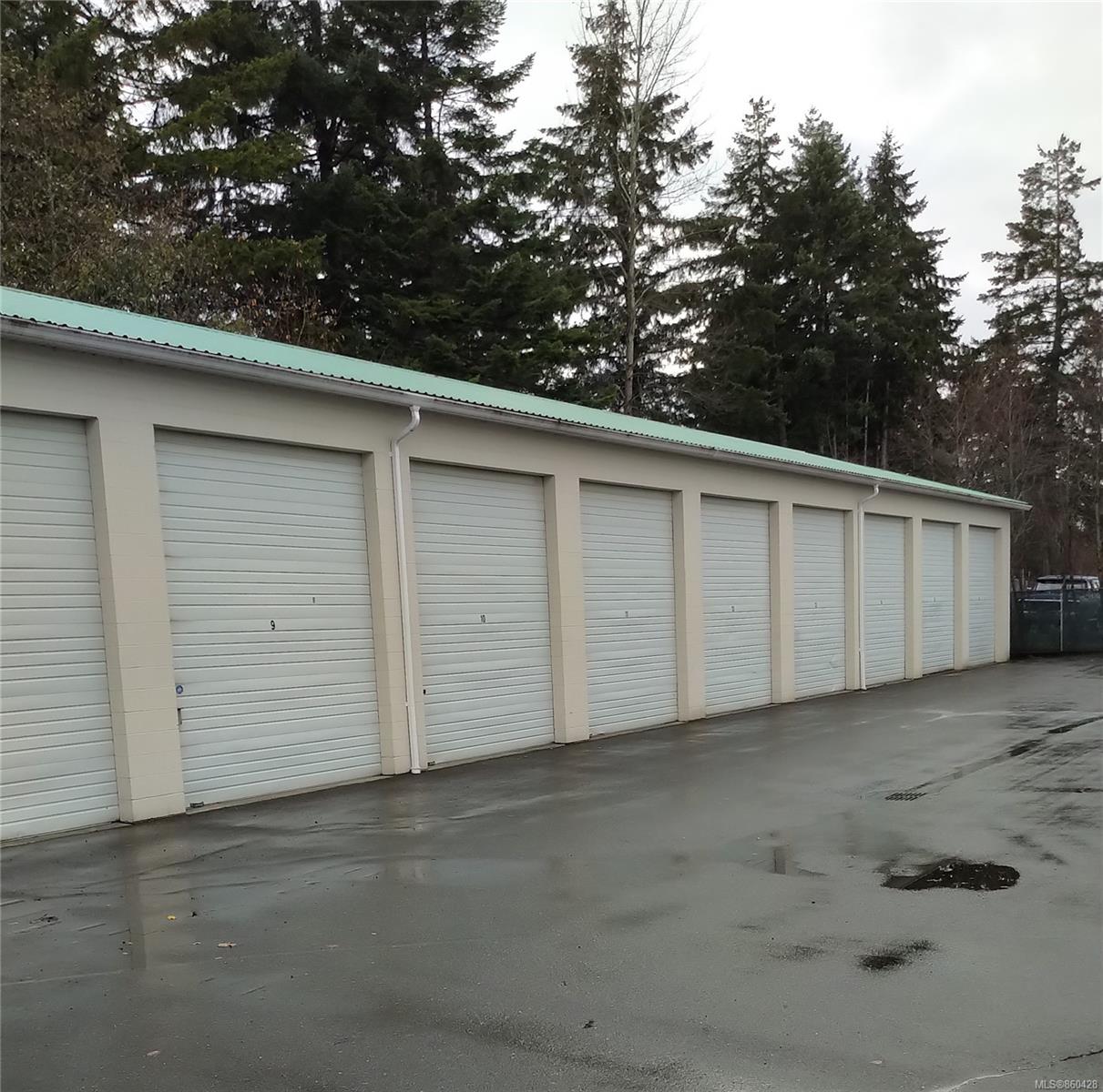 FEATURED LISTING: 10 - 2755 Moray Ave