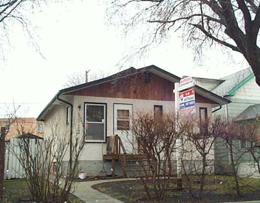 FEATURED LISTING: 1512 BANNATYNE Avenue West Winnipeg