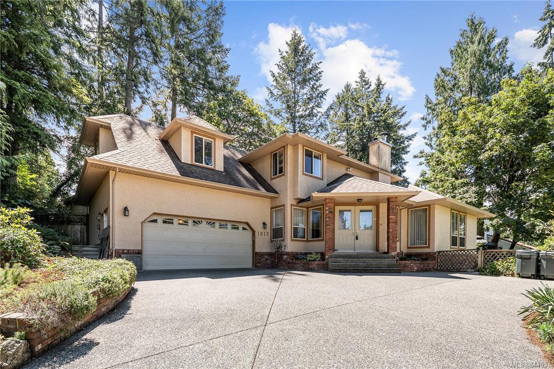 FEATURED LISTING: 1017 Pearl Cres Central Saanich