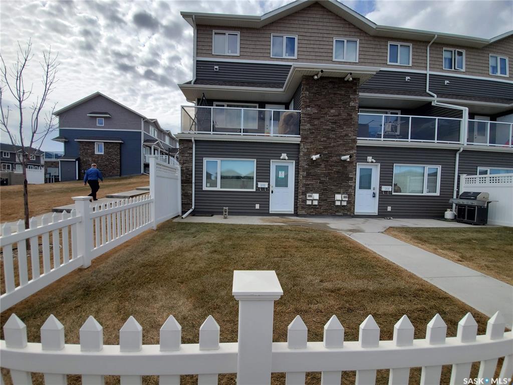 FEATURED LISTING: 215 - 275 Pringle Lane Saskatoon