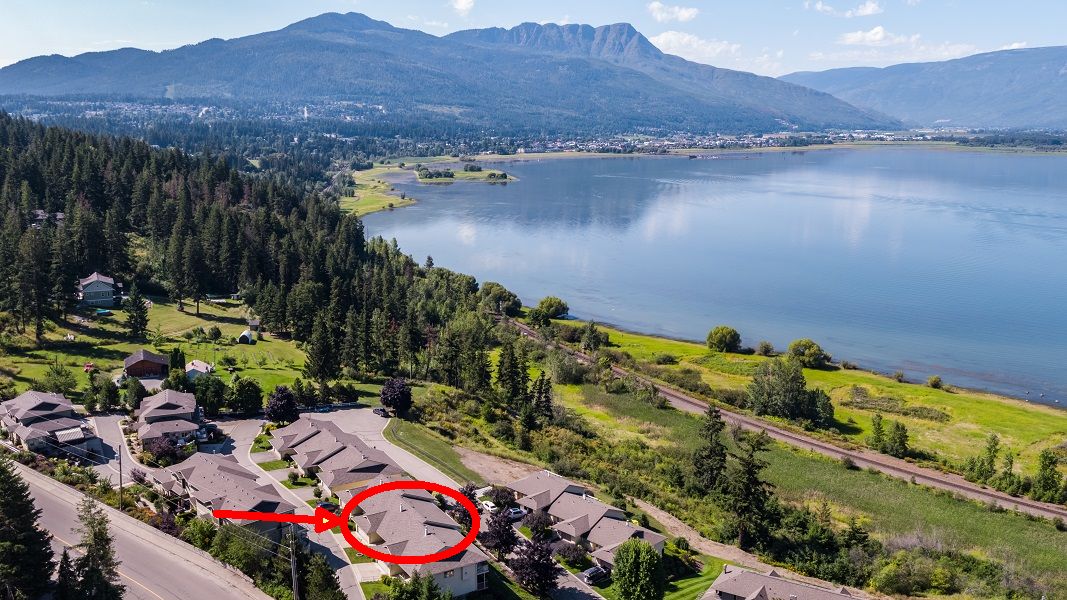 FEATURED LISTING: 4453 14 Street Northeast Salmon Arm