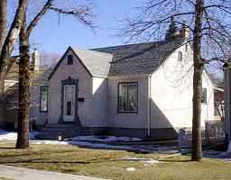 Main Photo: 374 DUBUC Street in WINNIPEG: St Boniface Single Family Detached for sale (South East Winnipeg) : MLS®# 9904093