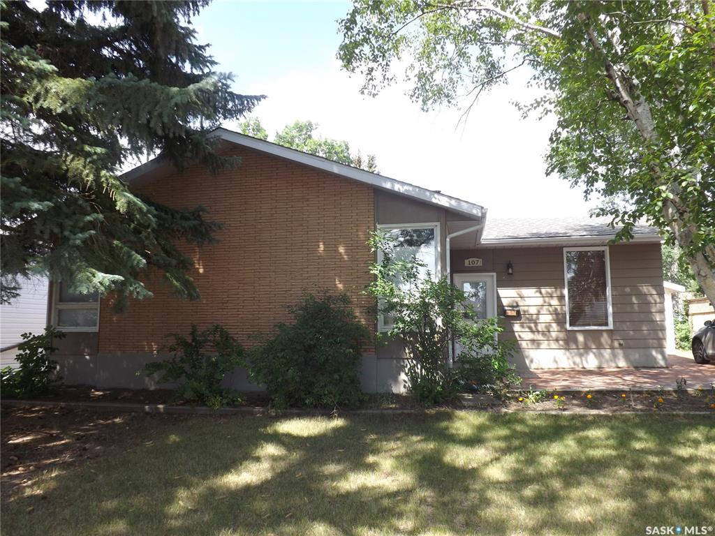 FEATURED LISTING: 107 McDonald Road Estevan