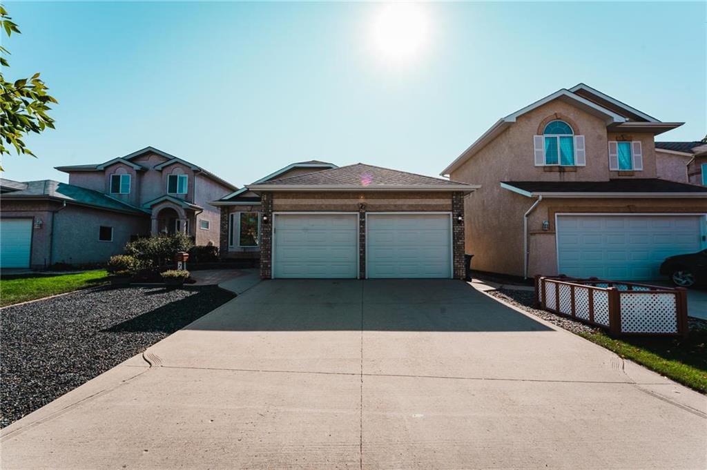 FEATURED LISTING: 70 Henry Dormer Drive Winnipeg