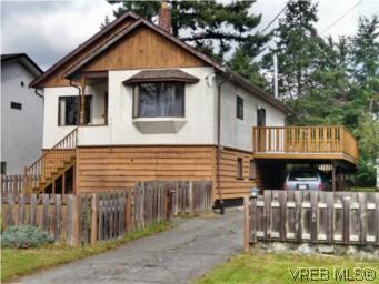 FEATURED LISTING: 78 Logan Ave VICTORIA