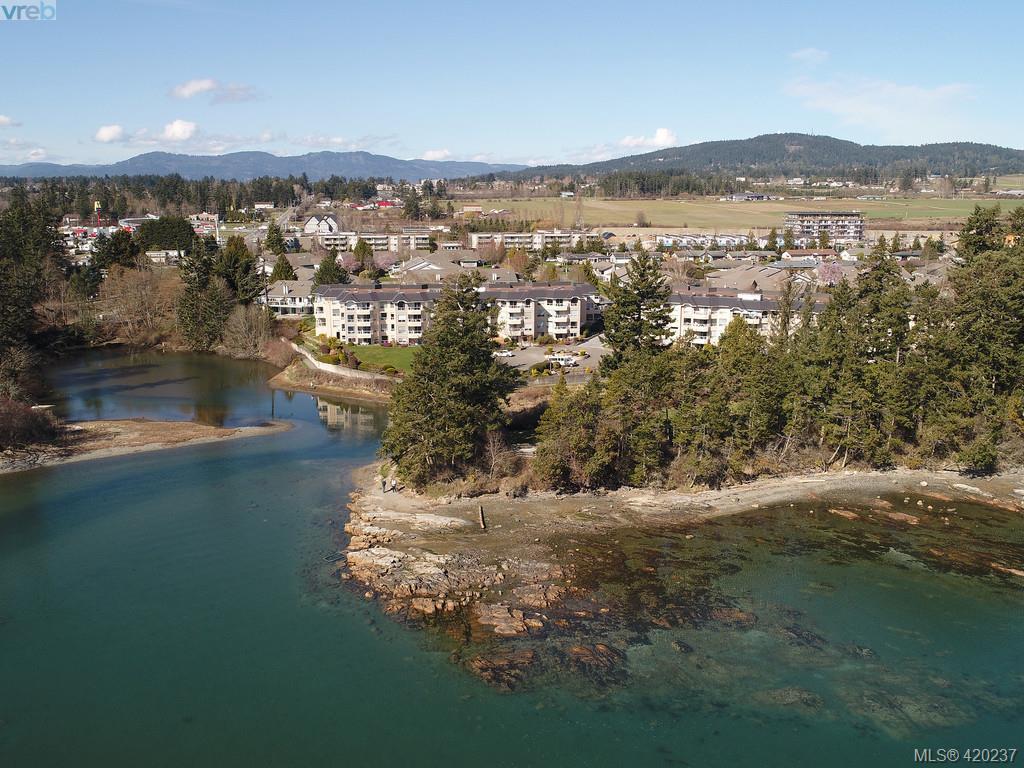 FEATURED LISTING: 2133 2600 Ferguson Road SAANICHTON