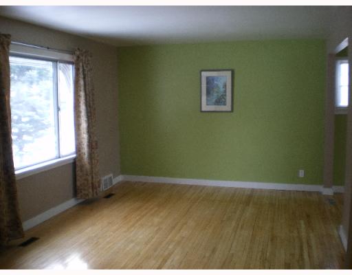 Photo 4: Photos: 851 W EBBY Avenue in WINNIPEG: Fort Rouge / Crescentwood / Riverview Residential for sale (South Winnipeg)  : MLS(r) # 2901739