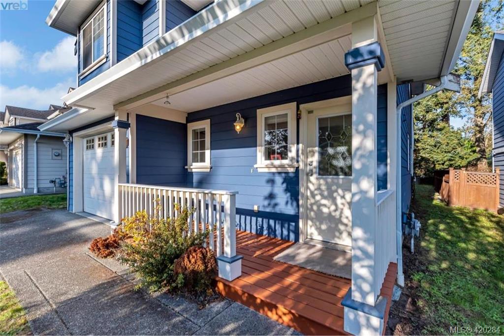 FEATURED LISTING: 25 Stoneridge Drive VICTORIA