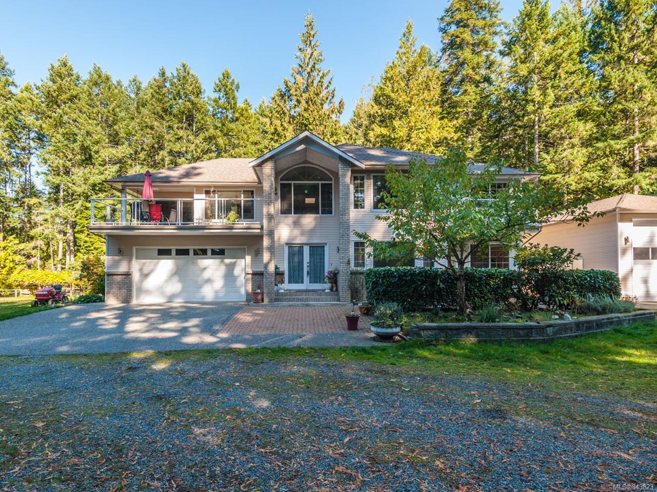 FEATURED LISTING: 400 North Rd GABRIOLA ISLAND