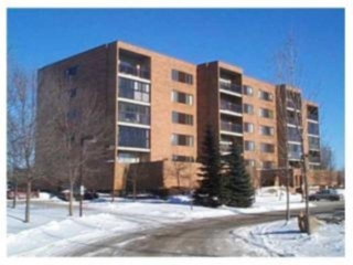 Main Photo: 85 Swindon Way in WINNIPEG: River Heights / Tuxedo / Linden Woods Condominium for sale (South Winnipeg)  : MLS(r) # 1001164
