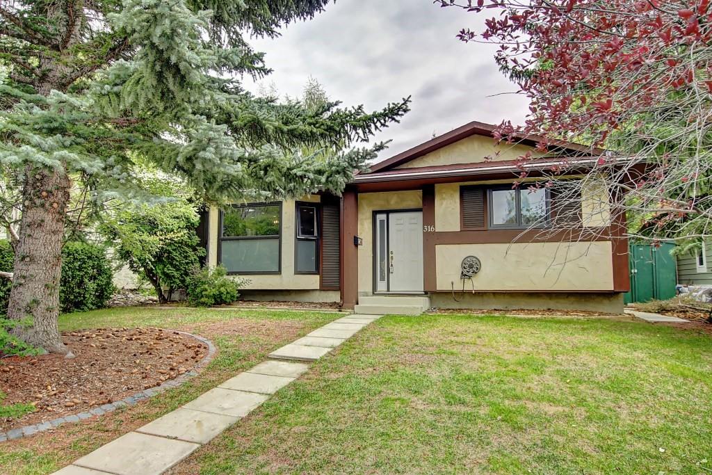 FEATURED LISTING: 316 SILVER HILL Way Northwest Calgary