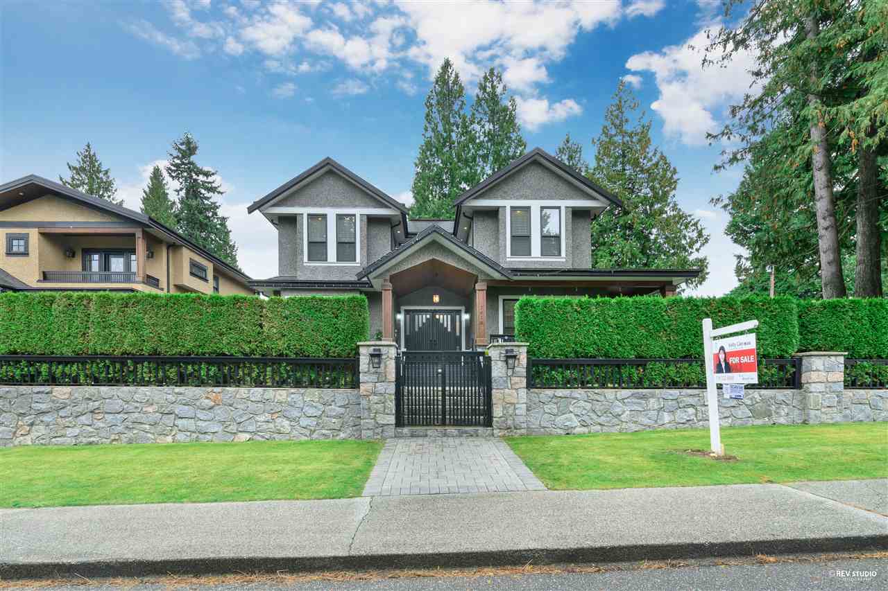 FEATURED LISTING: 7418 STANLEY Street Burnaby
