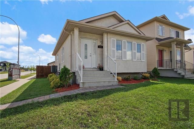 FEATURED LISTING: 140 Redonda Street Winnipeg
