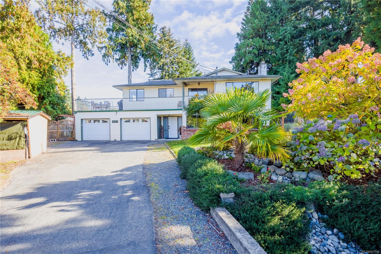 FEATURED LISTING: 5716 Heather Pl