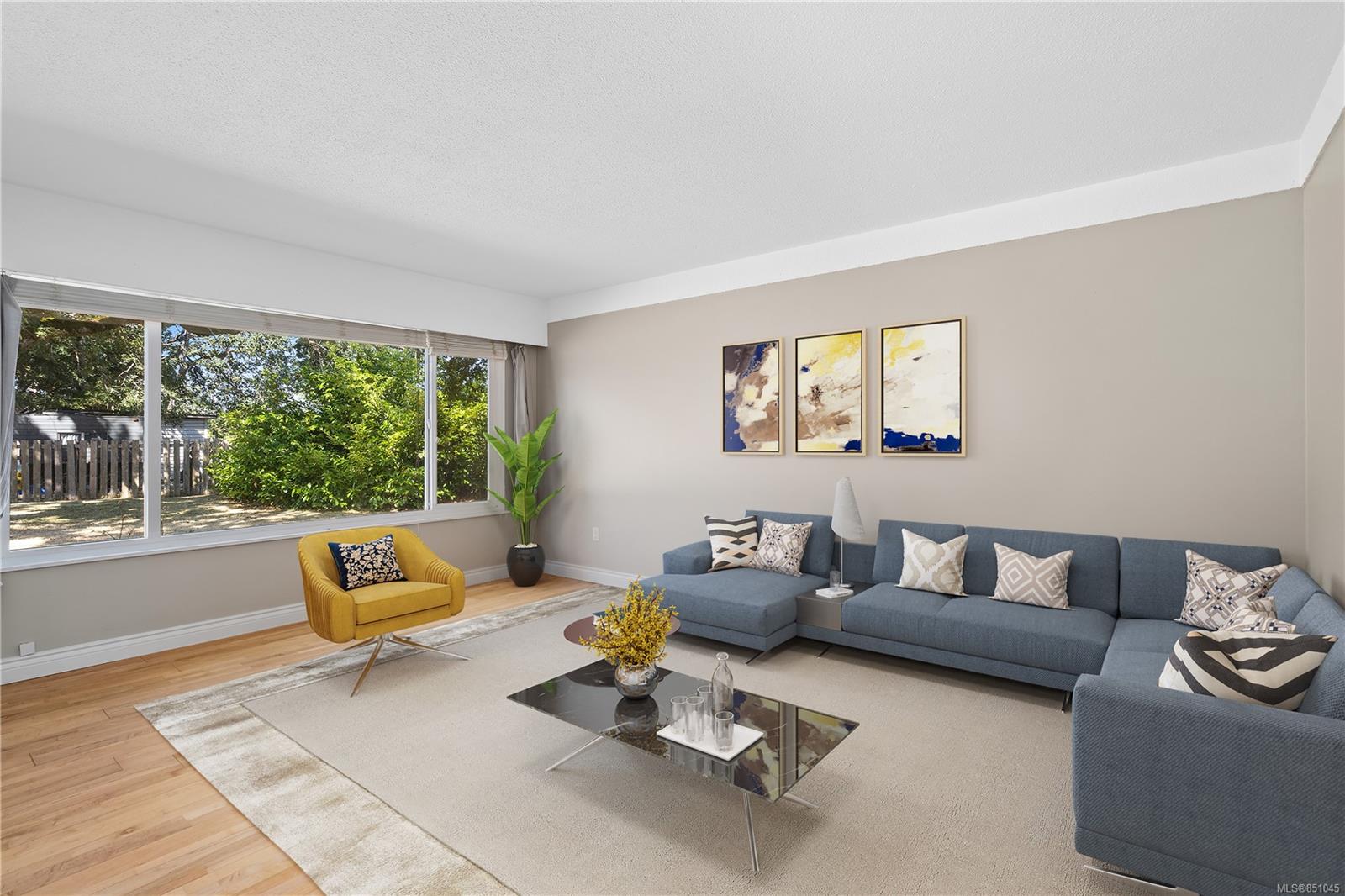 FEATURED LISTING: 101 - 636 Granderson Rd