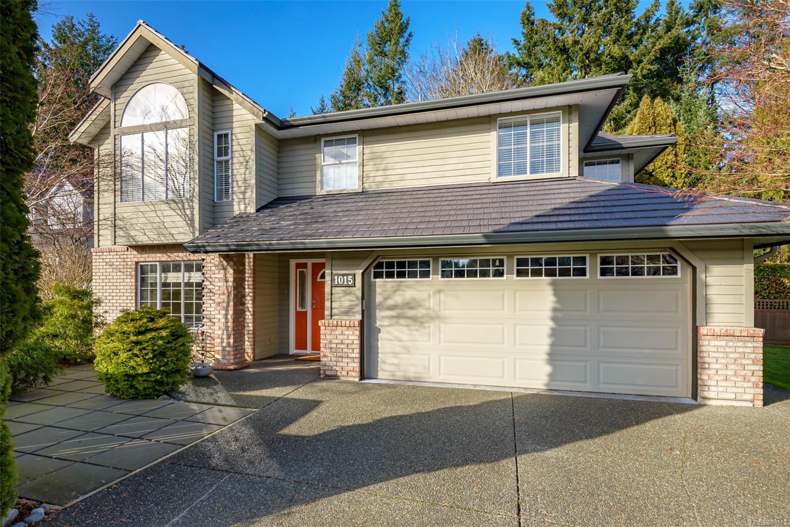 FEATURED LISTING: 1015 Kingsley Cres
