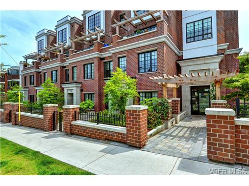Main Photo: 104 1011 Burdett Avenue in VICTORIA: Vi Downtown Condo Apartment for sale (Victoria) : MLS(r) # 366302