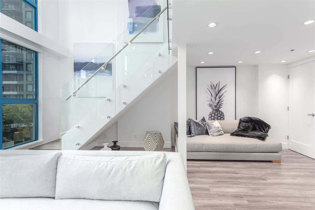 Main Photo: 212 1238 SEYMOUR STREET in Vancouver: Downtown VW Condo for sale (Vancouver West) : MLS®# R2235193