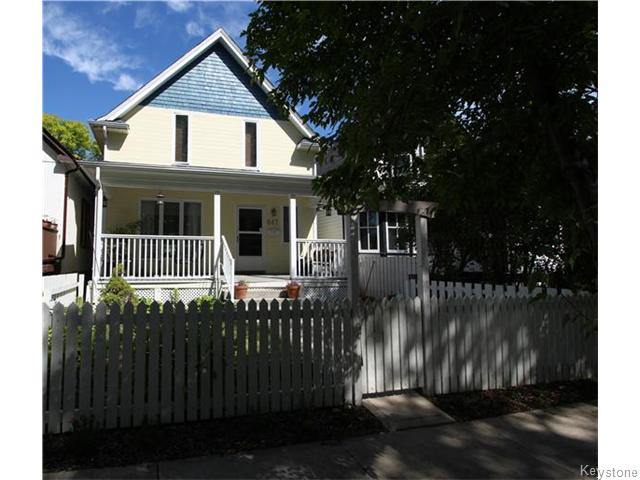 FEATURED LISTING: 647 Ashburn Street Winnipeg