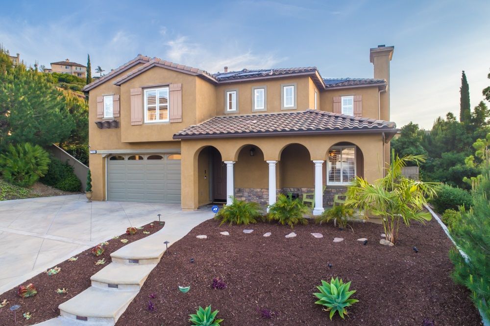 Main Photo: LA MESA House for sale : 4 bedrooms : 7785 HIGHWOOD AVE