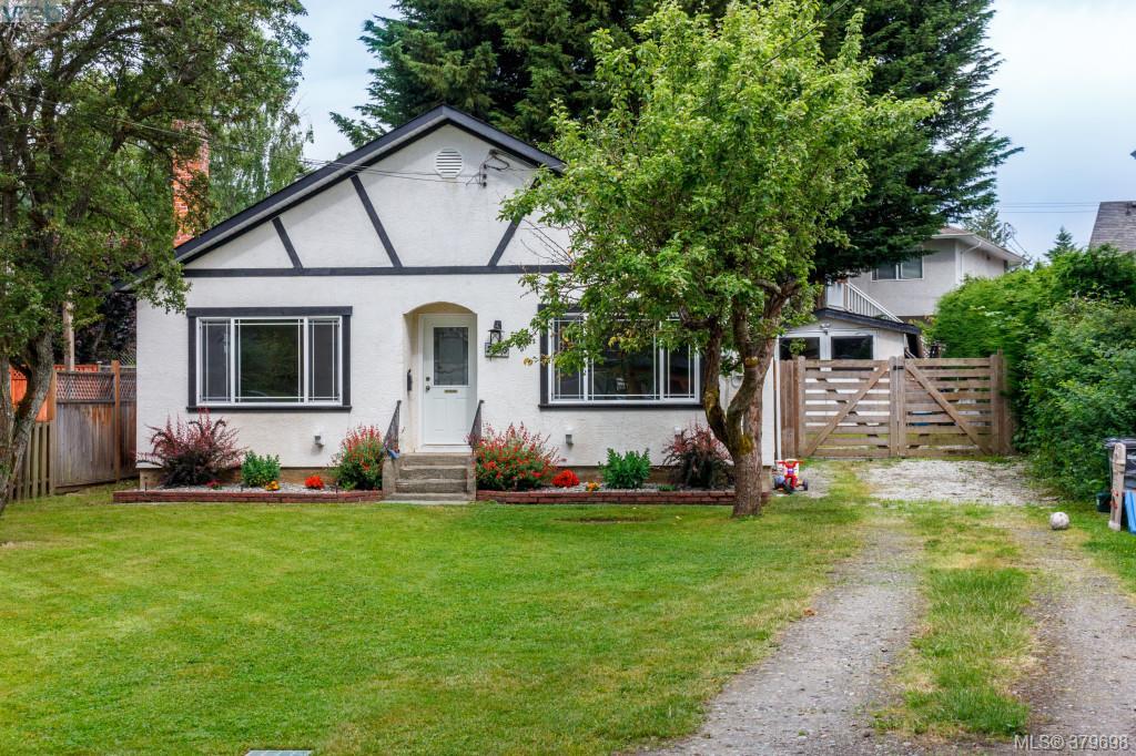 Main Photo: 2850 Rockwell Avenue in VICTORIA: SW Gorge Single Family Detached for sale (Saanich West) : MLS(r) # 379698