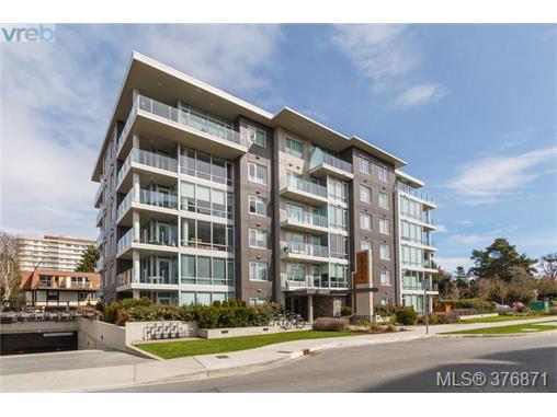 Main Photo: 304 200 Douglas Street in VICTORIA: Vi James Bay Condo Apartment for sale (Victoria) : MLS® # 376871