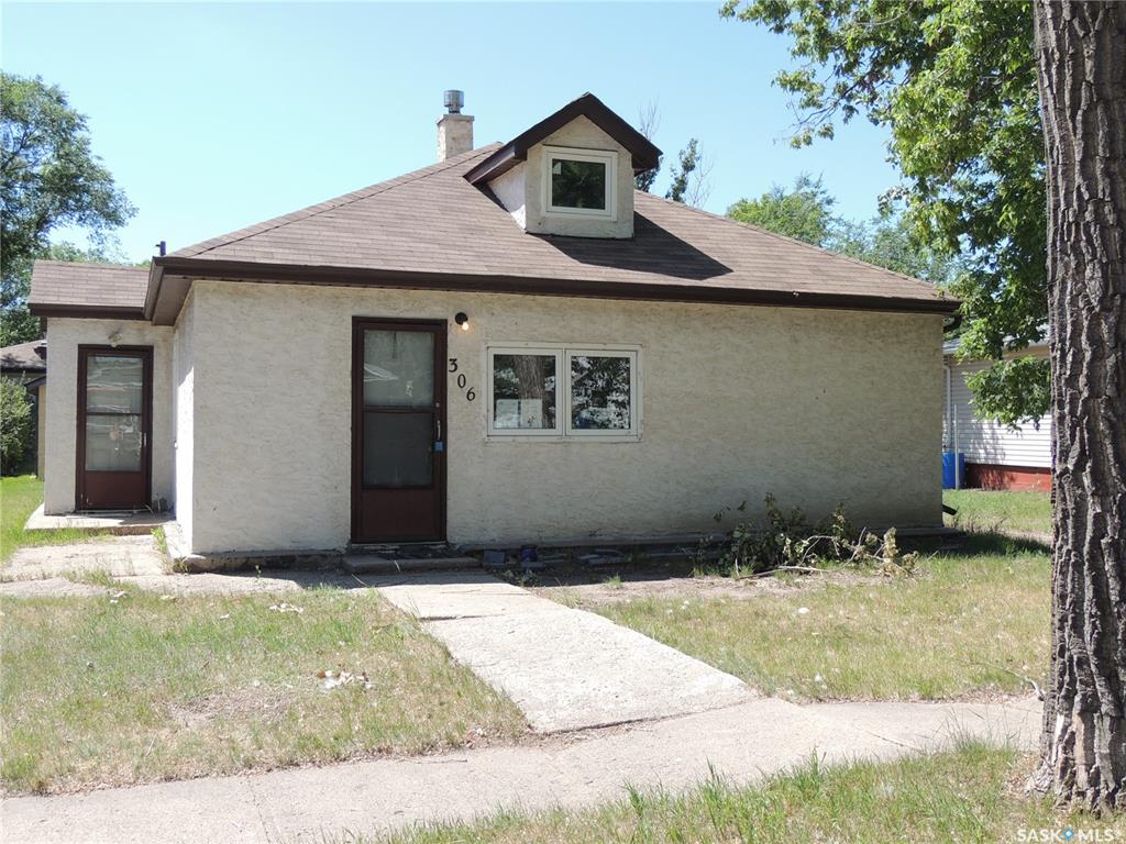 FEATURED LISTING: 306 Taylor Street Bienfait