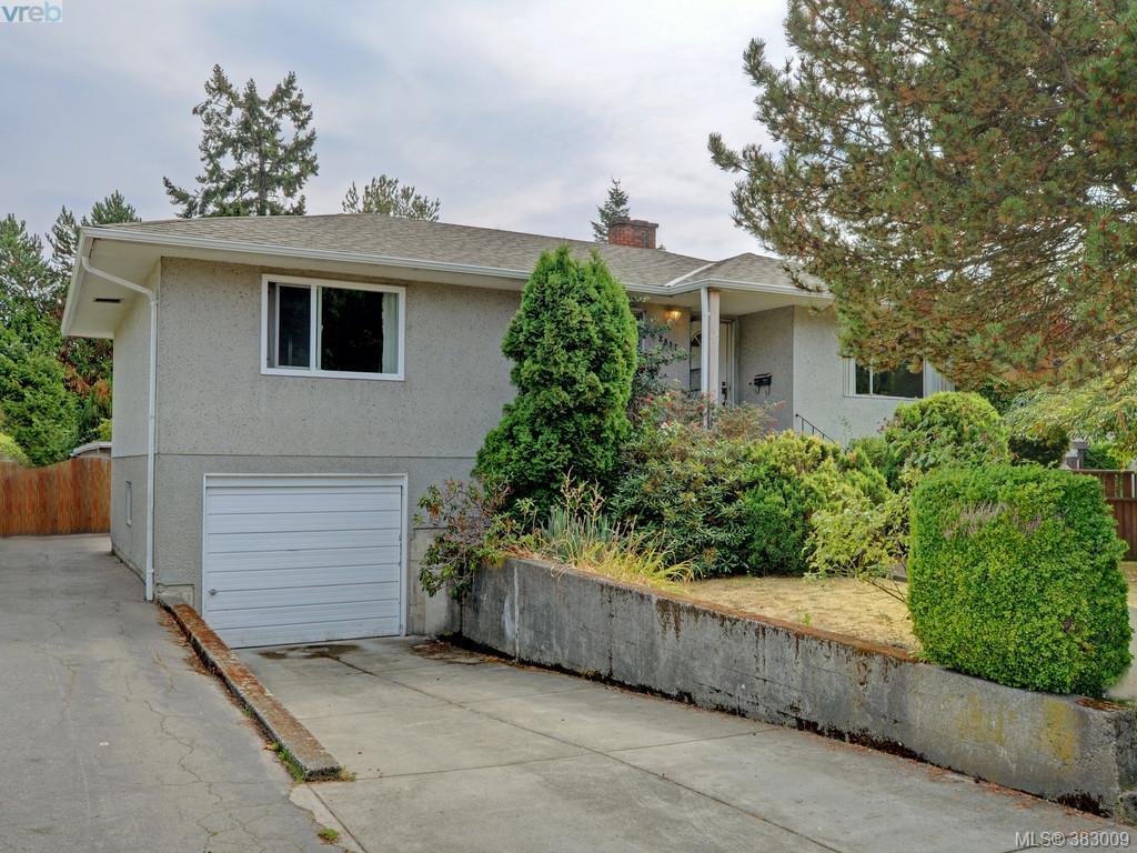 Main Photo: 2837 Admirals Road in VICTORIA: SW Gorge Single Family Detached for sale (Saanich West) : MLS®# 383009