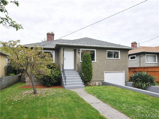 Main Photo: 1946 Bourchier Street in VICTORIA: Vi Jubilee Single Family Detached for sale (Victoria) : MLS®# 336830