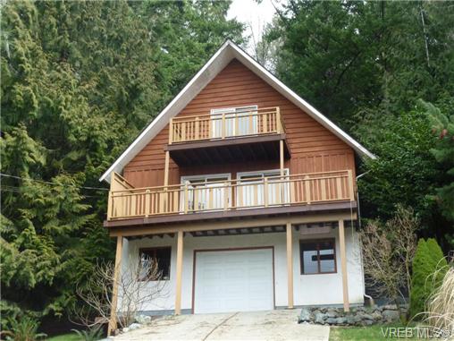 FEATURED LISTING: 2503 Brule Dr VICTORIA