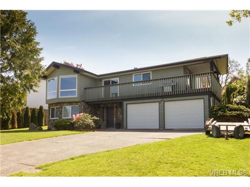 FEATURED LISTING: 4261 Thornhill Cres VICTORIA