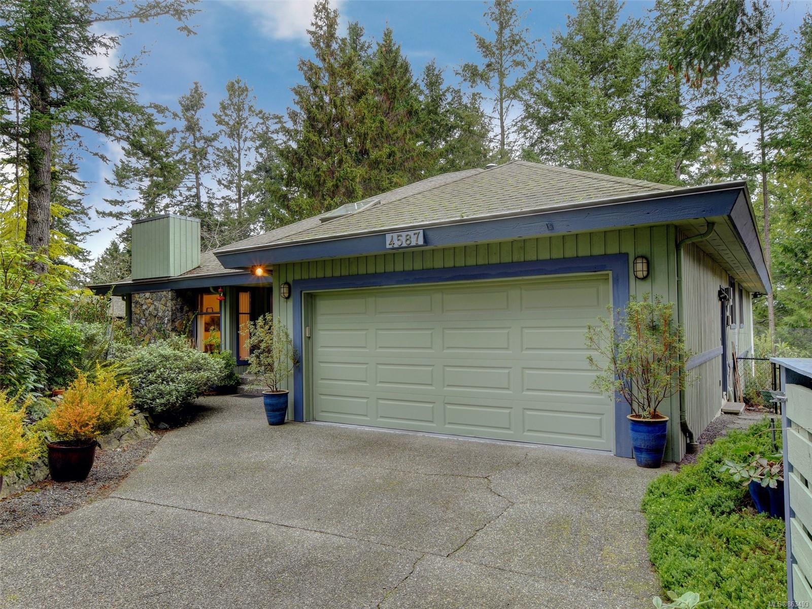 FEATURED LISTING: 4587 Quailwood Close