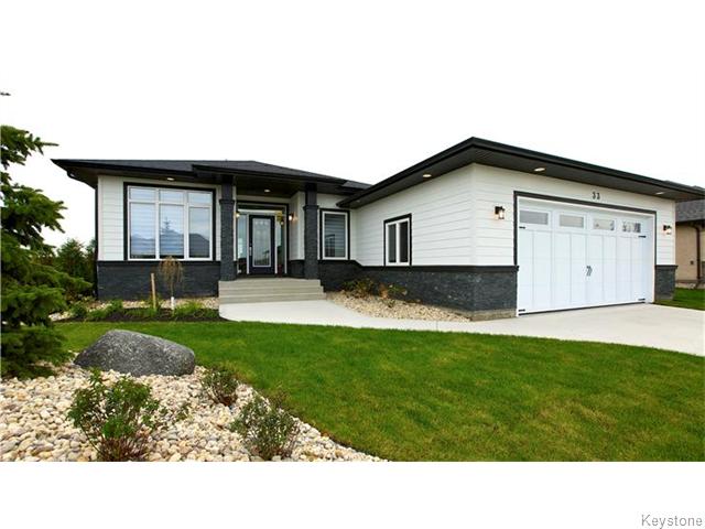 Main Photo: 12 DOVETAIL Crescent in Oak Bluff: RM of MacDonald Residential for sale (R08) : MLS®# 1612783