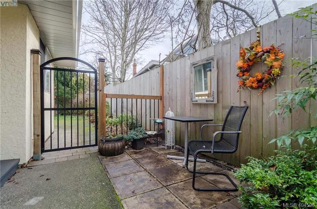 FEATURED LISTING: 411 Powell St VICTORIA