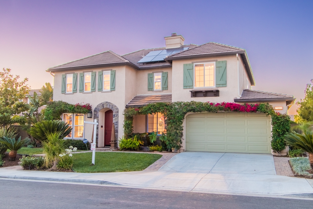 Main Photo: LA MESA House for sale : 5 bedrooms : 7550 CHICAGO DR