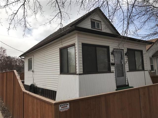 FEATURED LISTING: 162 Thom Avenue Winnipeg