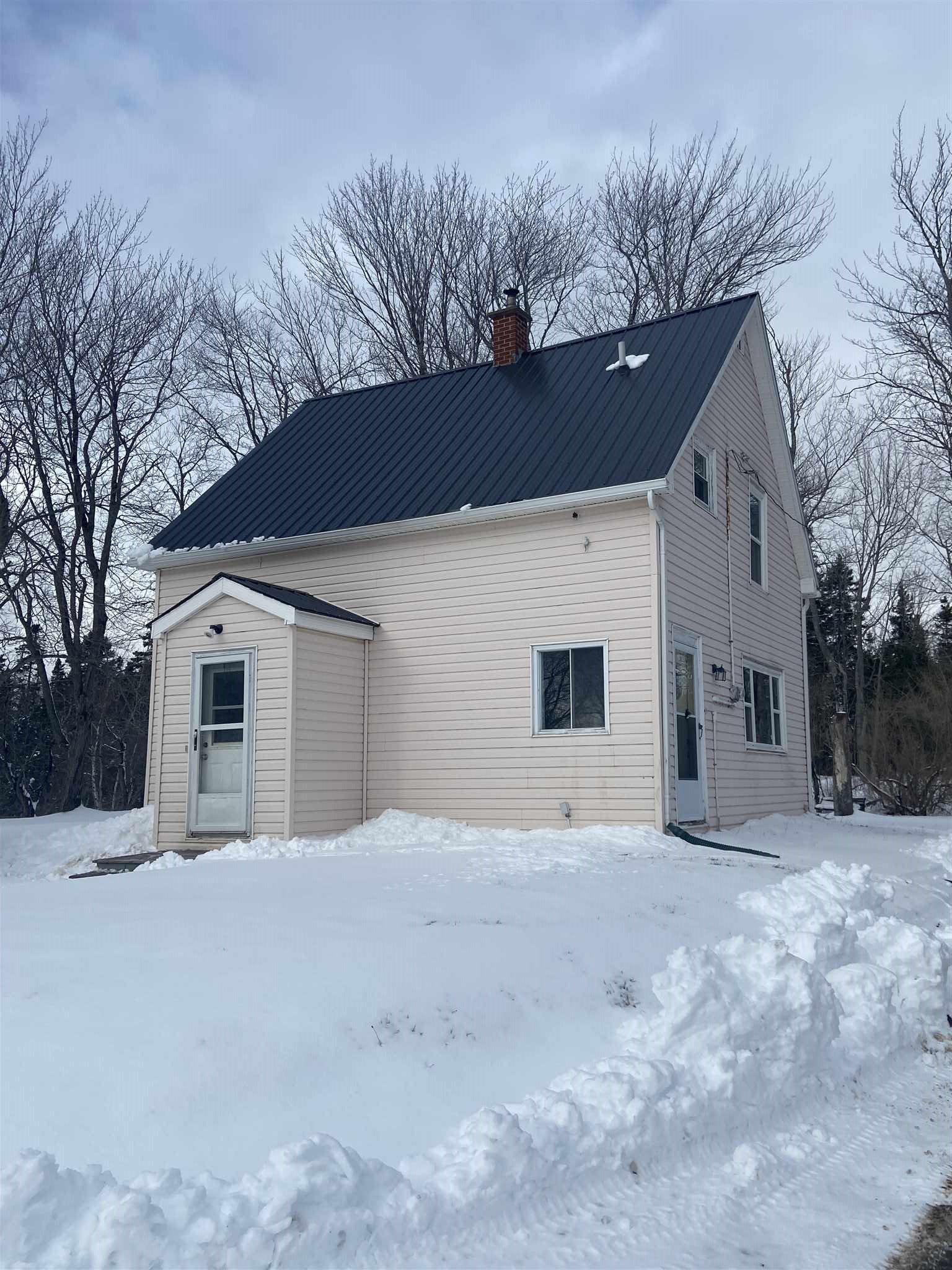 FEATURED LISTING: 414 Mount William Mount William