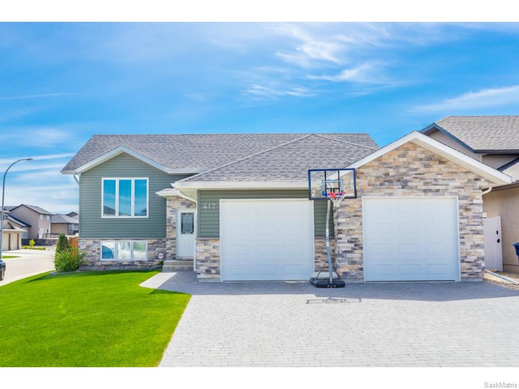 Main Photo: 417 Lyle Crescent: Warman Single Family Dwelling for sale (Saskatoon NW) : MLS®# 611464