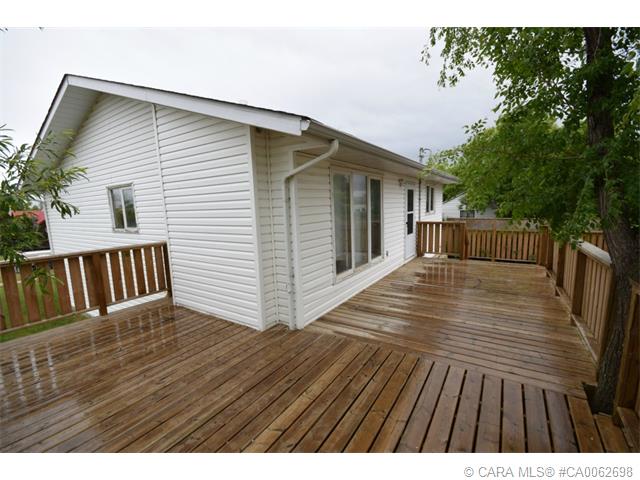 Main Photo: 5126 Norfolk Avenue in Coronation: PE Coronation Residential for sale (Paintearth County) : MLS®# CA0062698