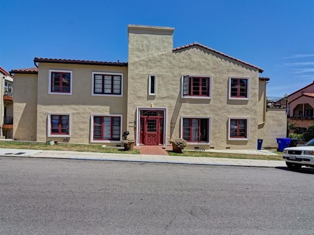 Main Photo: NORTH PARK Condo for sale : 2 bedrooms : 3621 Wilshire Terrace in San Diego