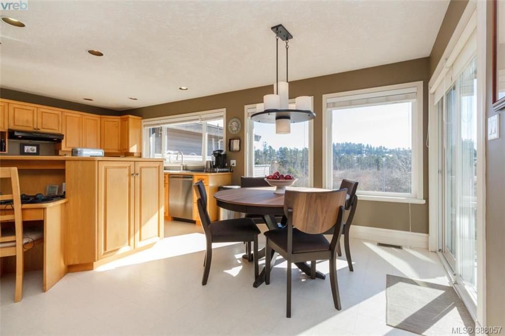 Dodd Team Real Estate Award Winning REALTOR®s In Victoria BC Broadmead