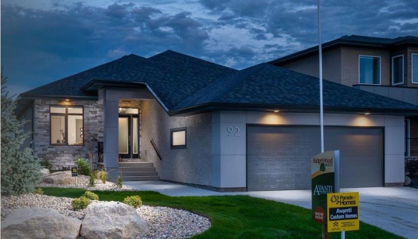 FEATURED LISTING: 92 Creemans Crescent Winnipeg