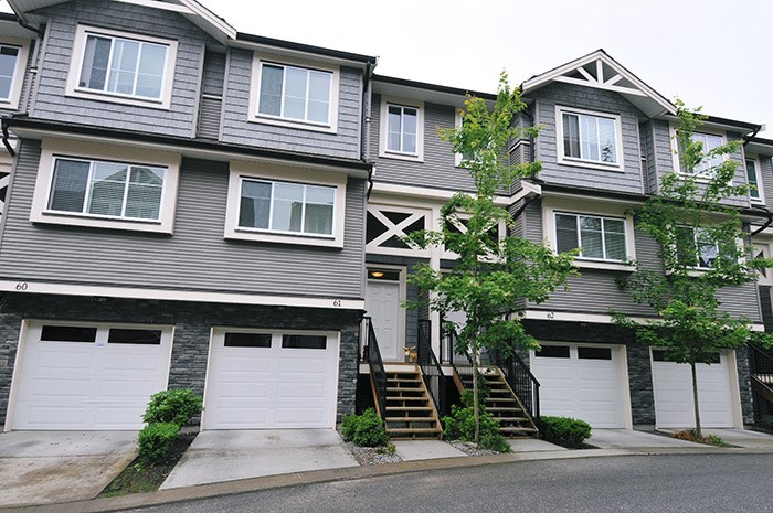Main Photo: 61 11252 COTTONWOOD DRIVE in Maple Ridge: Cottonwood MR Townhouse for sale : MLS®# R2191541