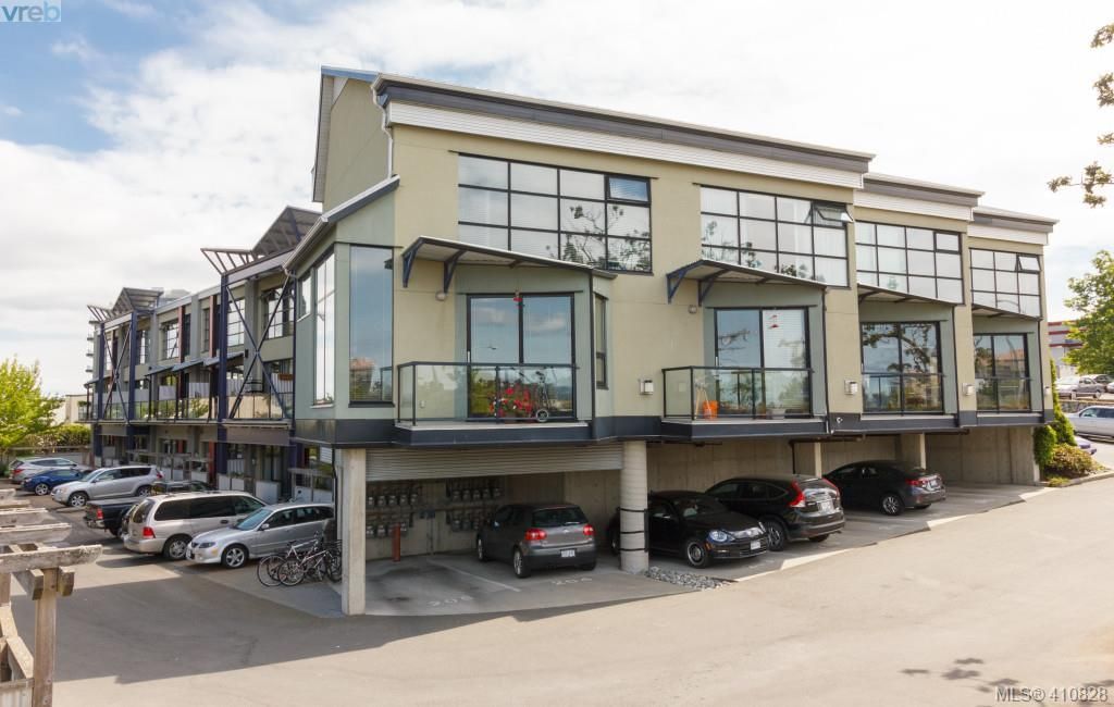 FEATURED LISTING: 104 400 Sitkum Road VICTORIA