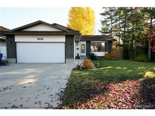 Main Photo: 1507 Forest Drive in Saskatoon: Forest Grove Single Family Dwelling for sale (Saskatoon Area 01) : MLS®# 515954