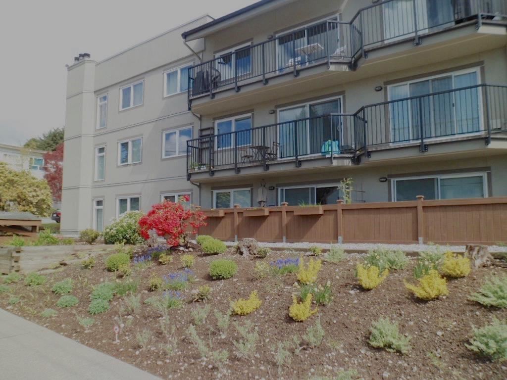 FEATURED LISTING: 105 620 BLACKFORD Street New Westminster