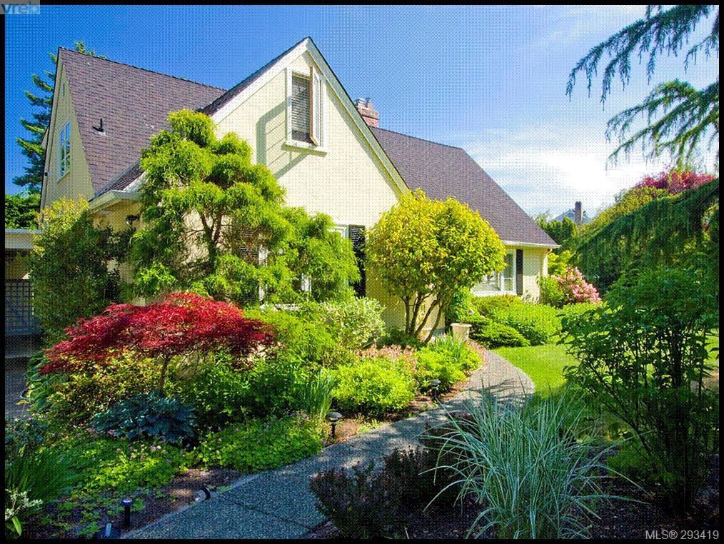 FEATURED LISTING: 3035 Lansdowne Rd VICTORIA
