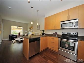 FEATURED LISTING: 302 - 21 Conard St