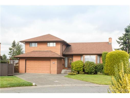 FEATURED LISTING: 795 Pepin Pl VICTORIA