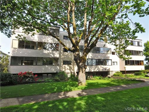 Main Photo: 101 2610 Graham Street in VICTORIA: Vi Hillside Condo Apartment for sale (Victoria) : MLS(r) # 368528
